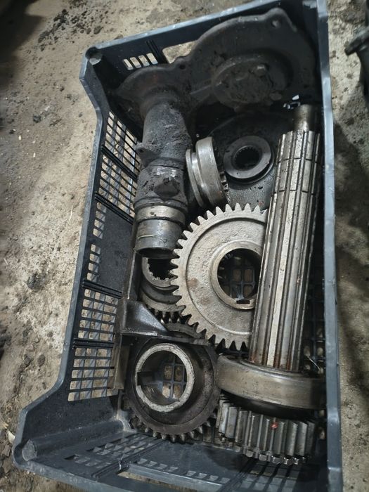 Części skrzyni biegów ursus c355 c360
