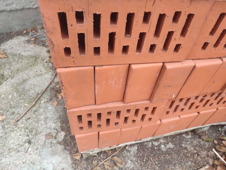 Cegłą klinkierowa SAHARA i inne