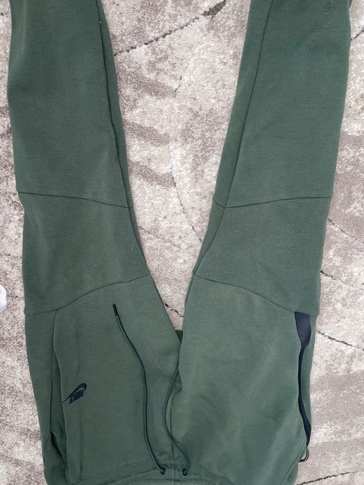 штани nike tech fleece