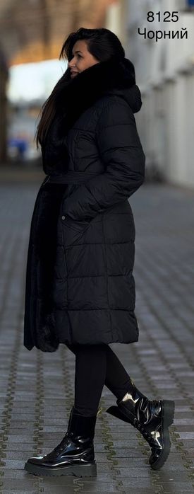 Довга зимова жіноча куртка