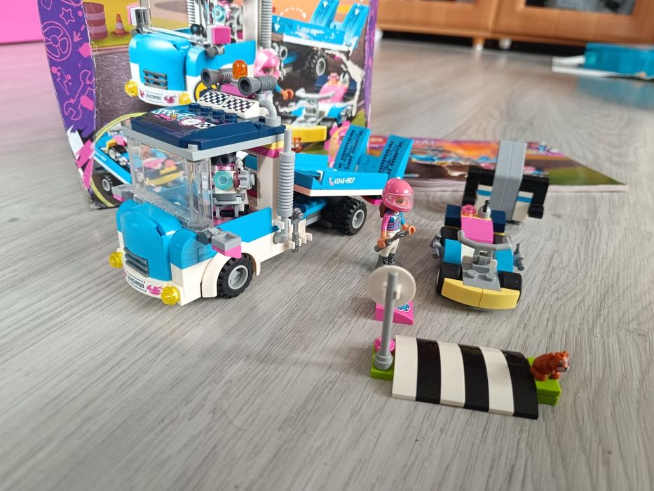 41348 LEGO furgonetka usługowa laweta
