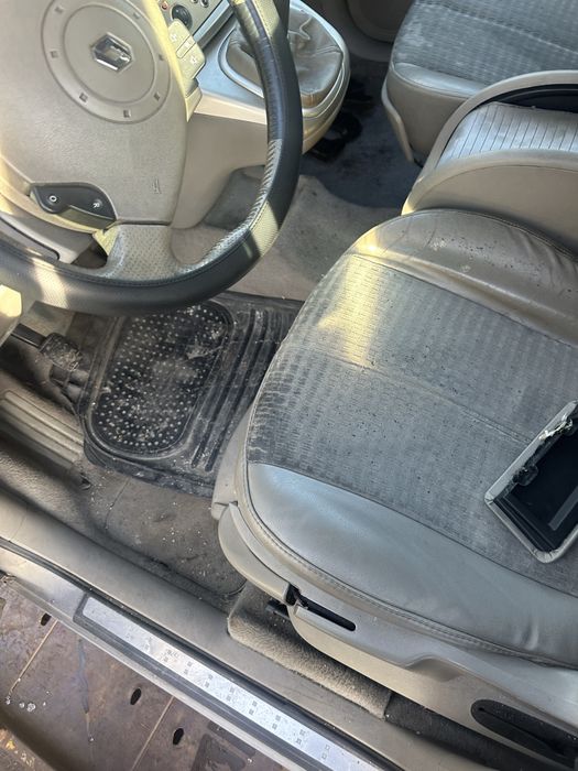 para peças Renault Scenic 1.5 Dci ano 2004