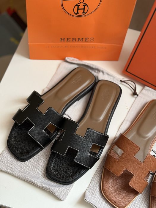 Шльопанці, Шлепки, Тапки Herm*s