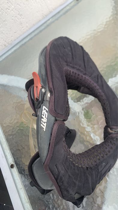 Захист шиї Leatt