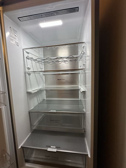 Frigorifico LG GBB72NSUCN 384L Inverter