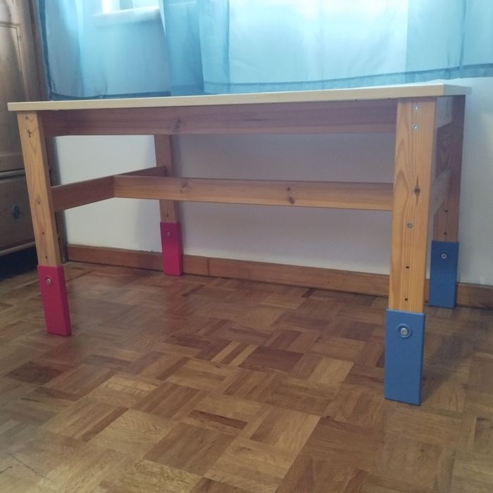 Mesa criança IKEA