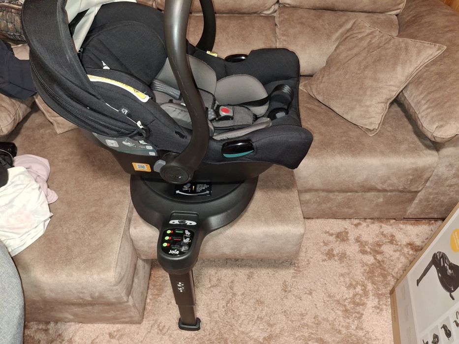 Vendo carrinho de bebe cadeir e base isofix510984266481018884