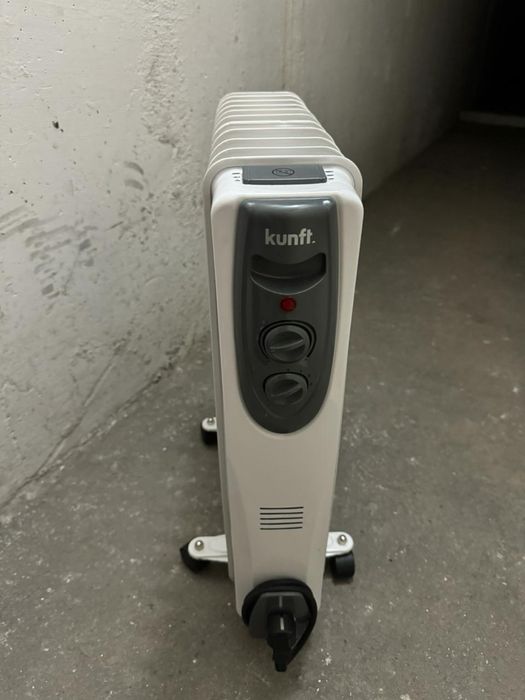 Aquecedor a Óleo KUNFT KOR-1319 (2500 W - Branco)