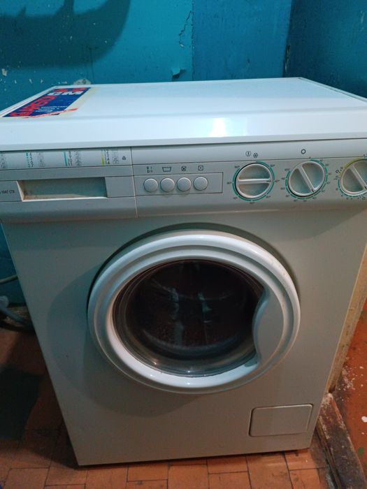 Продам стиральную машину