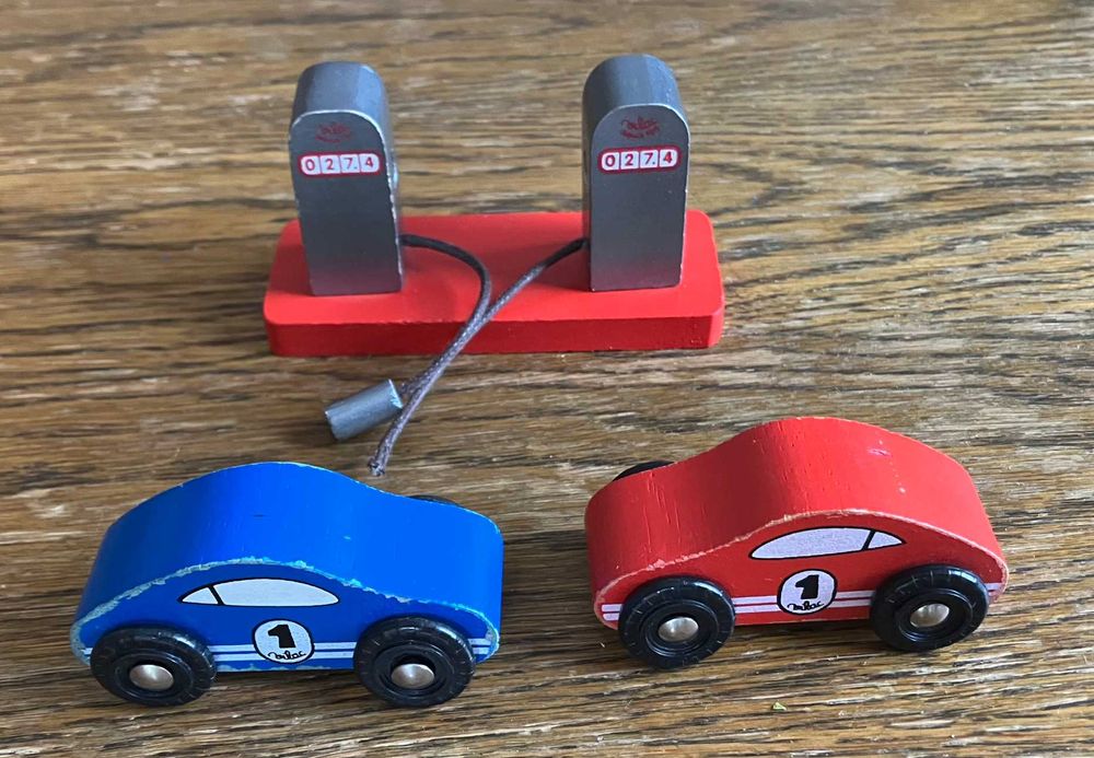 Vilac Drewniany garaż / Parking wielopoziomowy dla dzieci