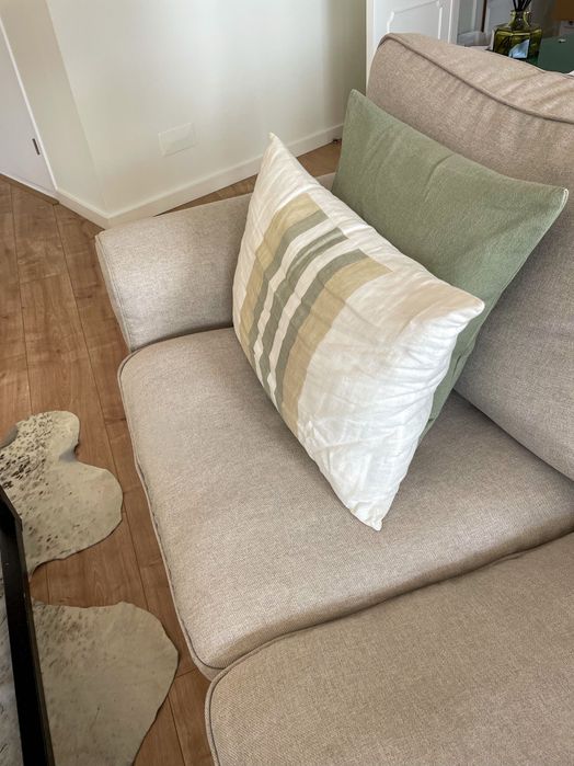 Sofa 3 lugares EKTORP IKEA com chaise longue cor bege