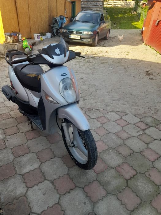 Продам скутер на ходу