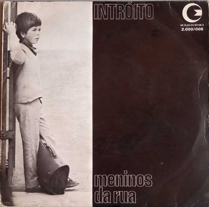 Intróito	- - - - -	Meninos da Rua	- - - - -	Single