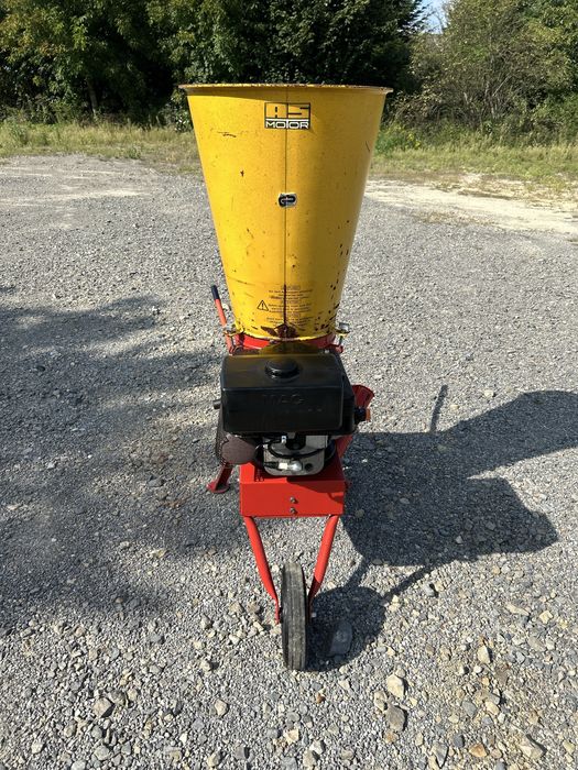 Rębak rozdrabniacz spalinowy AS