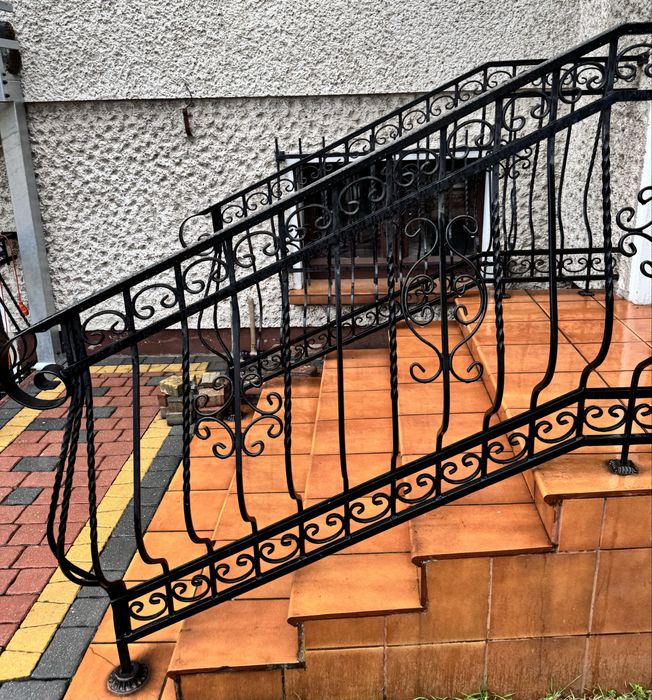 Barierki kute zewnętrzne