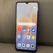 Добротный телефон со всем необходимым от Xiaomi.