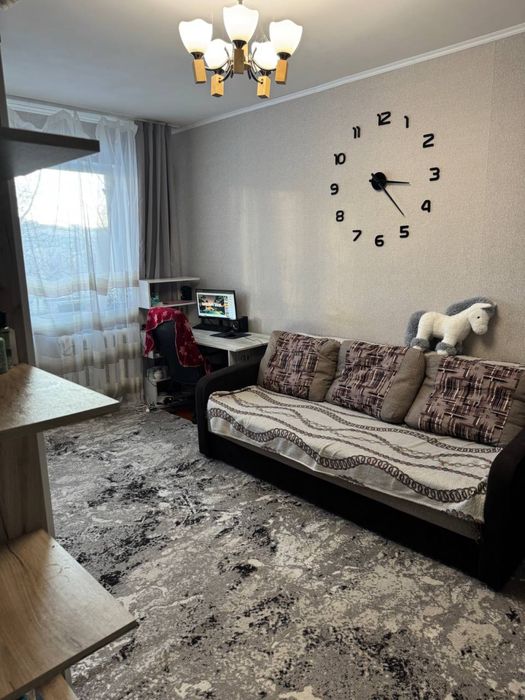 Продаж квартира однокімнатна мкрн. Гірницький