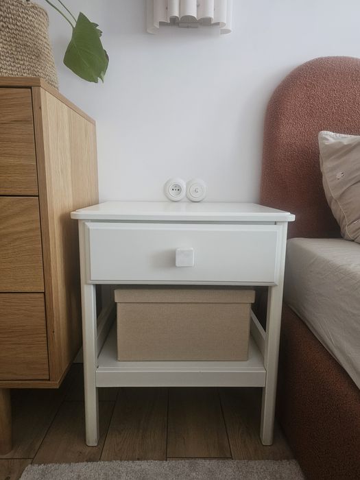 Ikea Tyssedal stolik nocny 2szt.