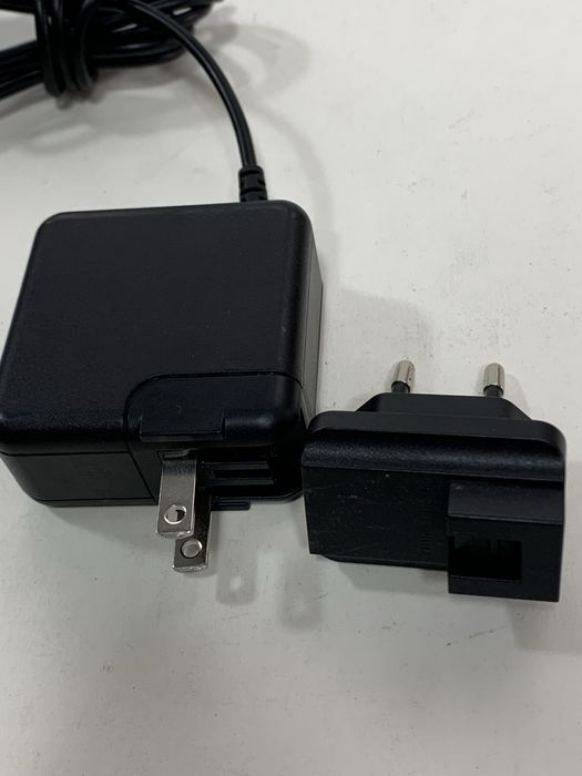Блок питания Prestigio 20V 3A 60W A-241-1202500E (Зарядка)