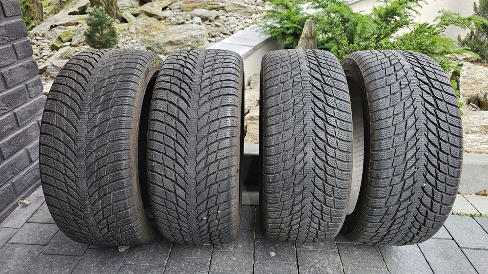 Nokian WR SnowProof  P 225 / 40 R18  Opony zimowe rok 2021