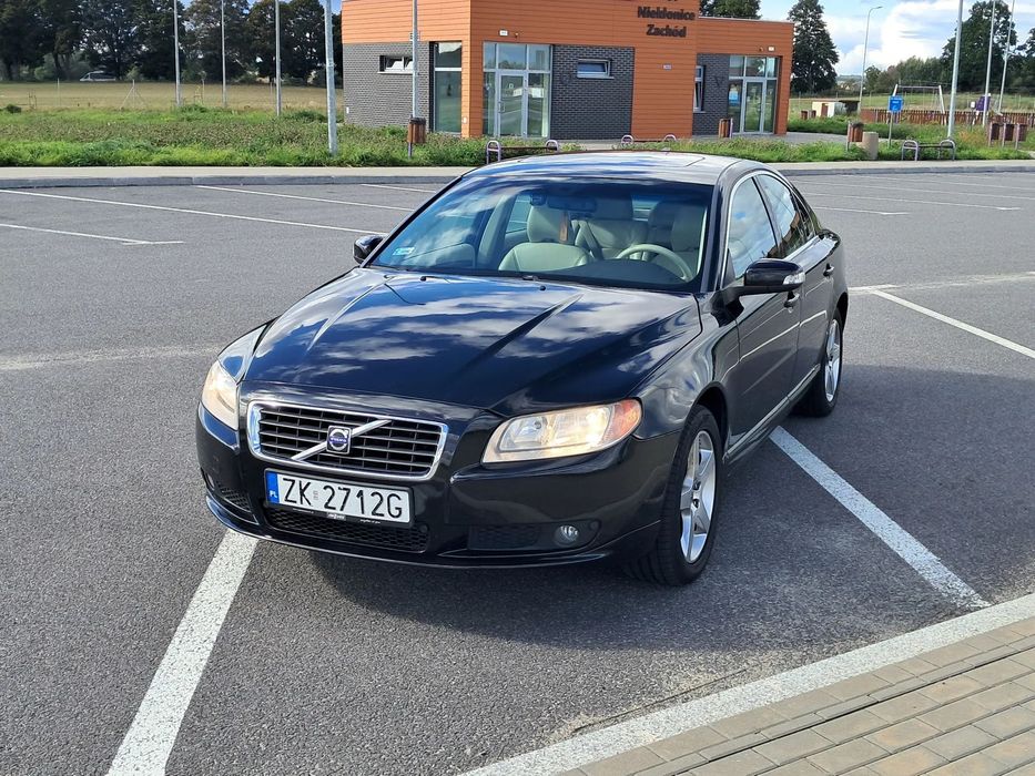 Volvo S80