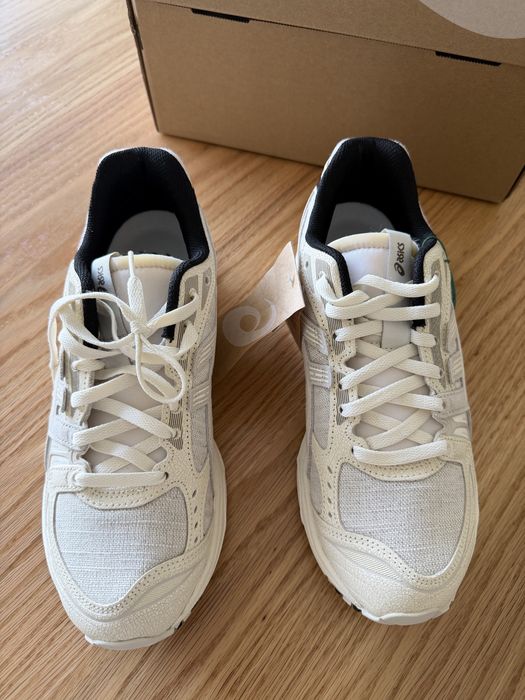 Asics Gel-Kayano14 imperfection pack cream (limited edition)