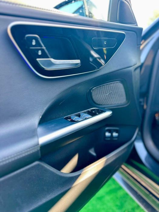 Mercedes-Benz C300e Station Wagon 2023