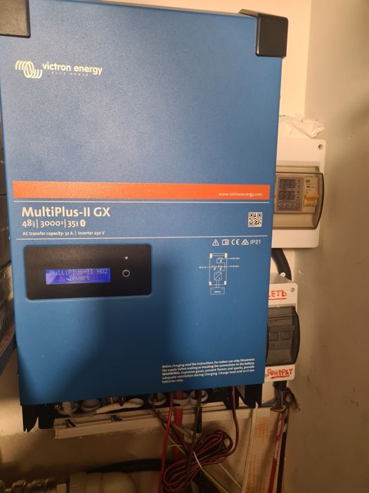 інвертор Victron Energy MultiPlus-II 48/3000/35-32 GX