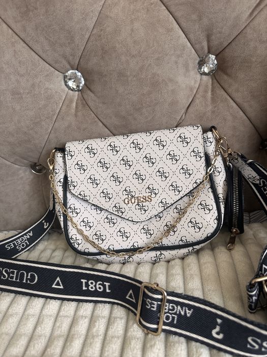 Сумка сумочка Guess