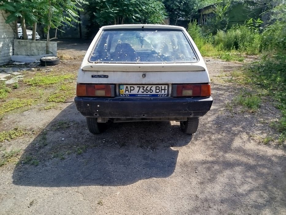 Авто Заз Таврия 1102