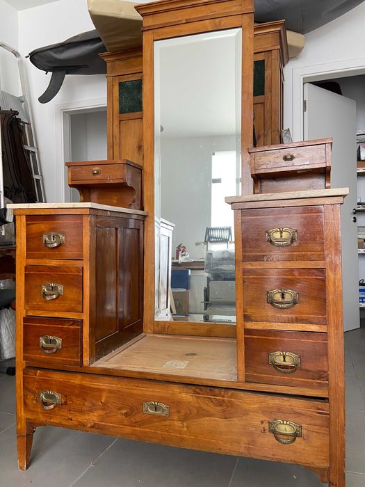 Lote de mobiliário antigo