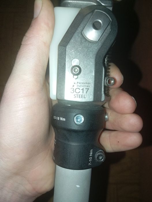 Продам протез ноги высше колена!