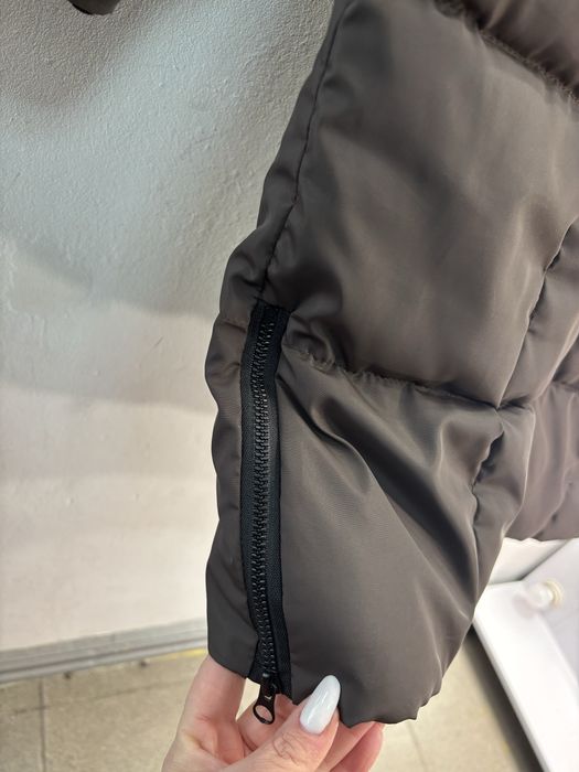 Довга куртка в кольорі гіркий шоколад