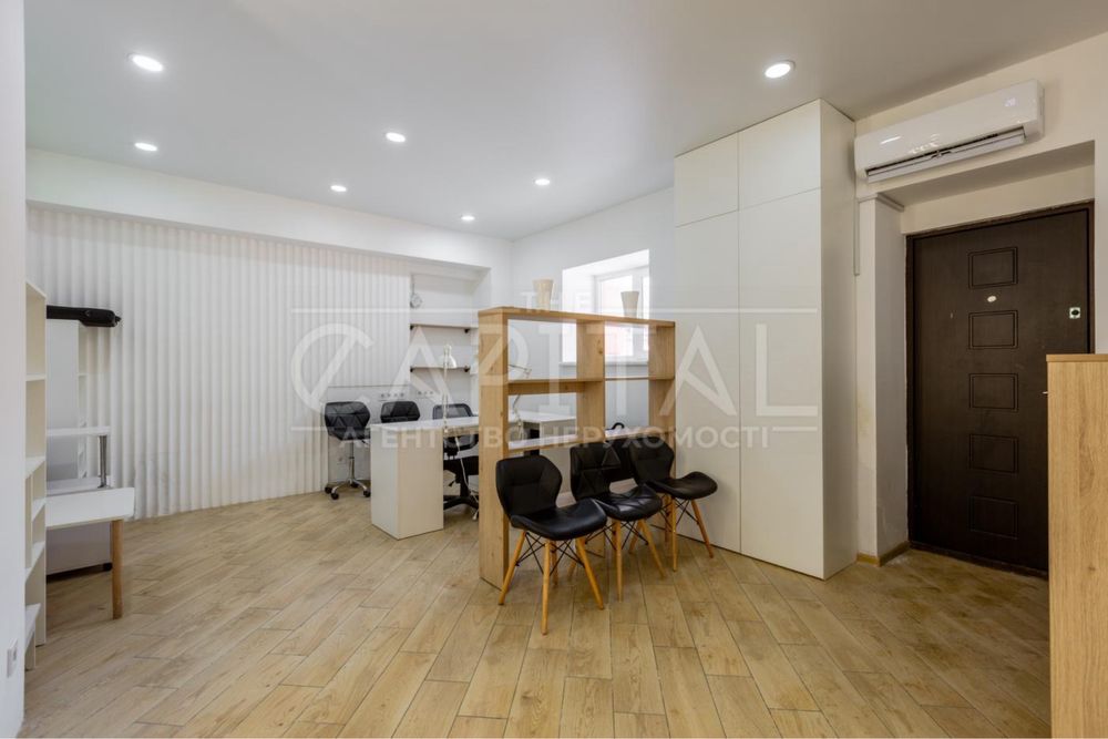 Продаж салону краси Ірпінь центр 58 м2 генератор