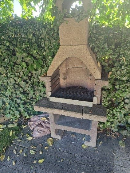 Grill ogrodowy grillowanie