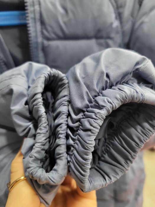 Зимова куртка, пальто на синтепоні. На зріст 116-122 см.