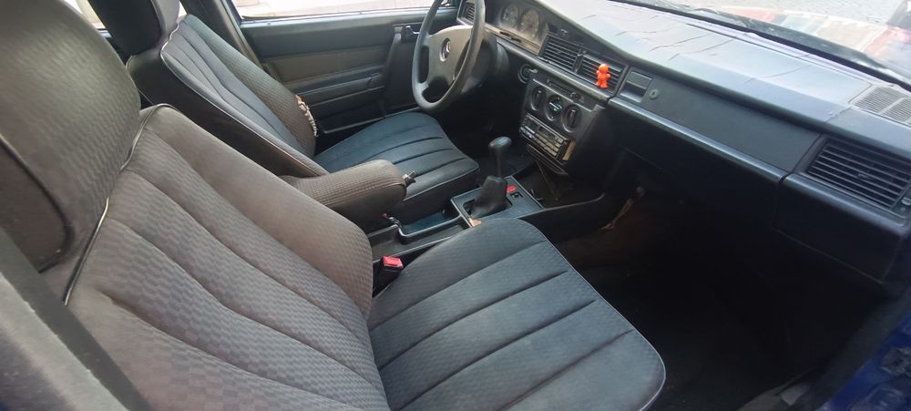 Mercedes 190d com IPO em dias