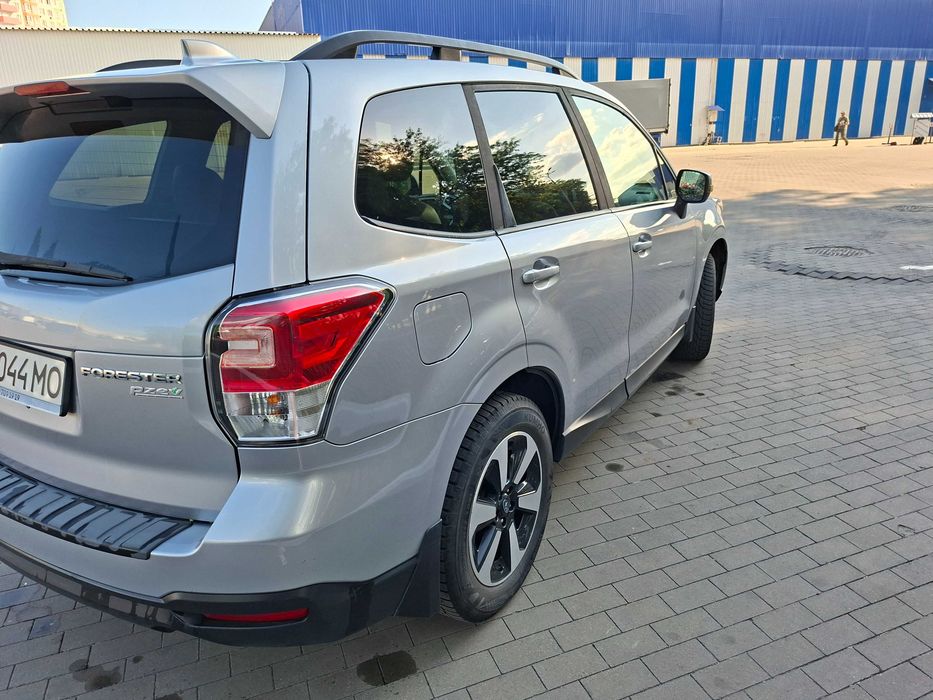 Авто Subaru Forester