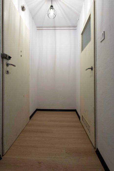 2 pokoje z balkonem , umeblowane , Al. Niepodległości 168