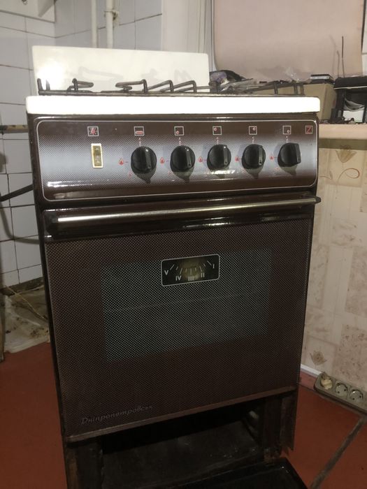 Продам газову плиту (духовка газова) ширина плити 50см