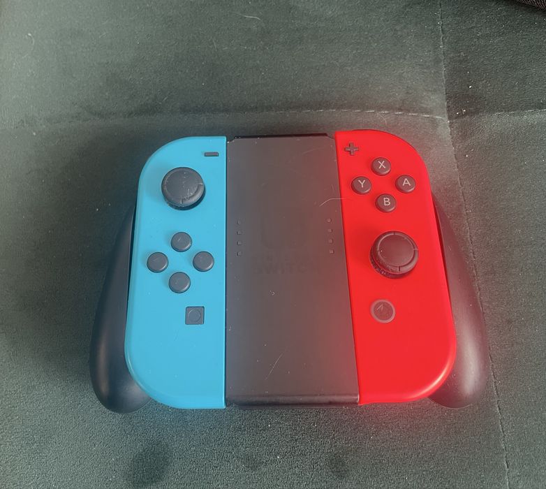 Nintendo Switch v2 komplet + etui + ładowarka