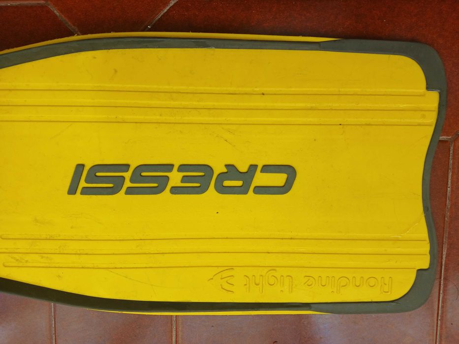 Barbatana Cressi n° 43-44 (usada)
