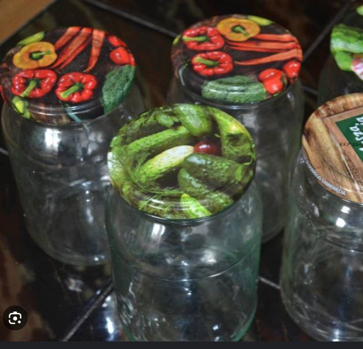 Słoiki na przetwory.