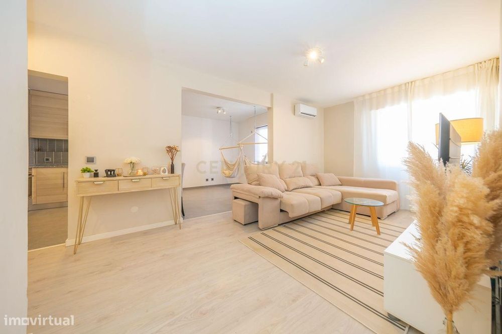 Apartamento T2 Totalmente Remodelado, Jardins do Sado, Setúbal