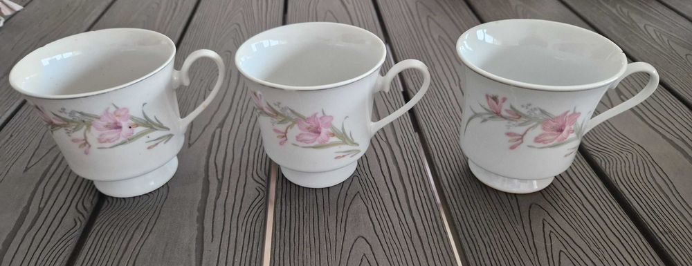 Conjunto de 3 chávenas vintage para chá ou café
