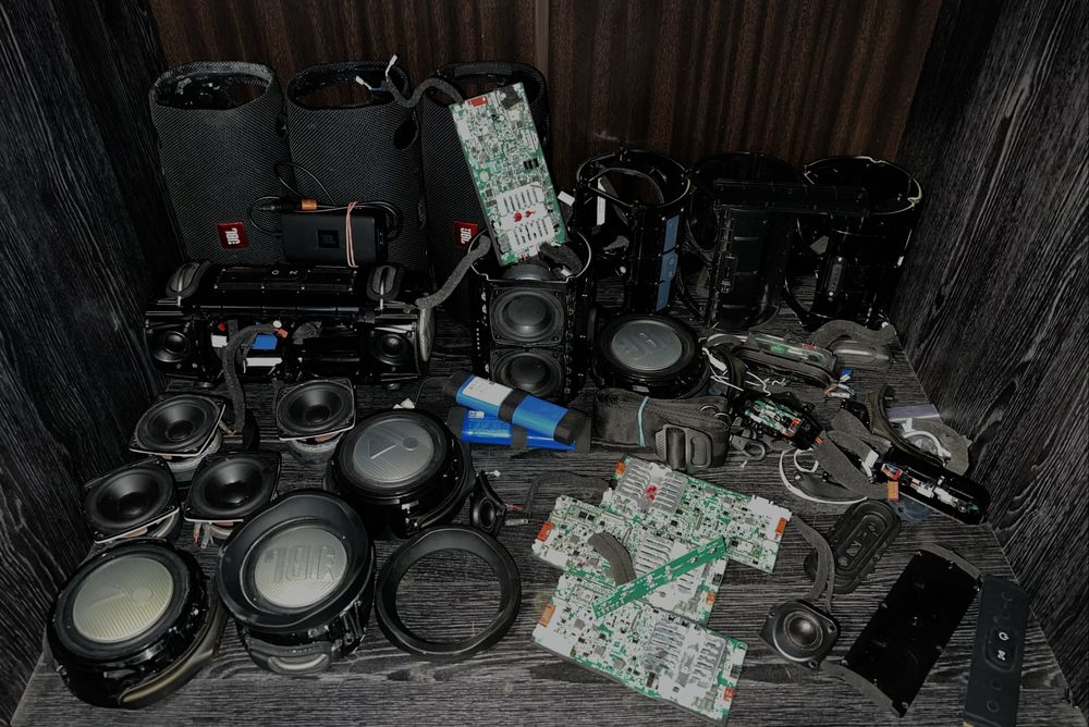 Запчастини для колонки Jbl xtreme 2