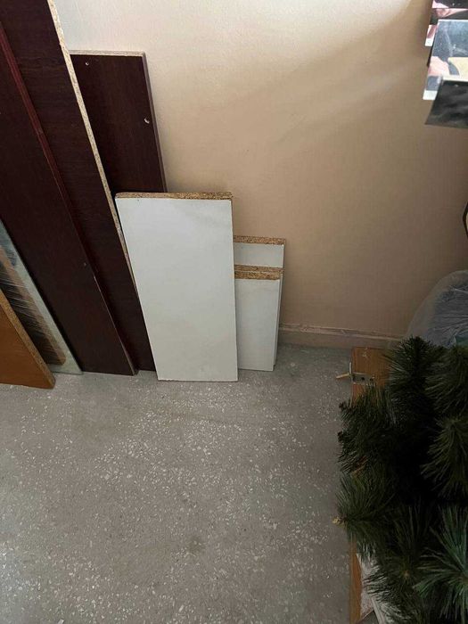 Продам полки-доски 20Х58,5 и 20Х52 и 20Х32,5 штук 2, 20Х37,7 40грн шт.