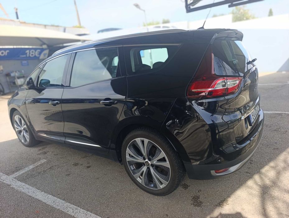 Renault Scenic Todos os documentos atualizados, grande oportunidade, muito bonita, aproveite.cor preto, localização Algarve — photo 3
