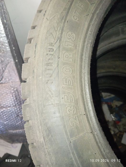 продам шины 235/50р18(зима)+ 2шт лета в подарок
