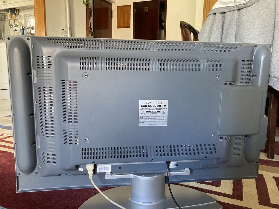 Tv lcd kaymat 32”